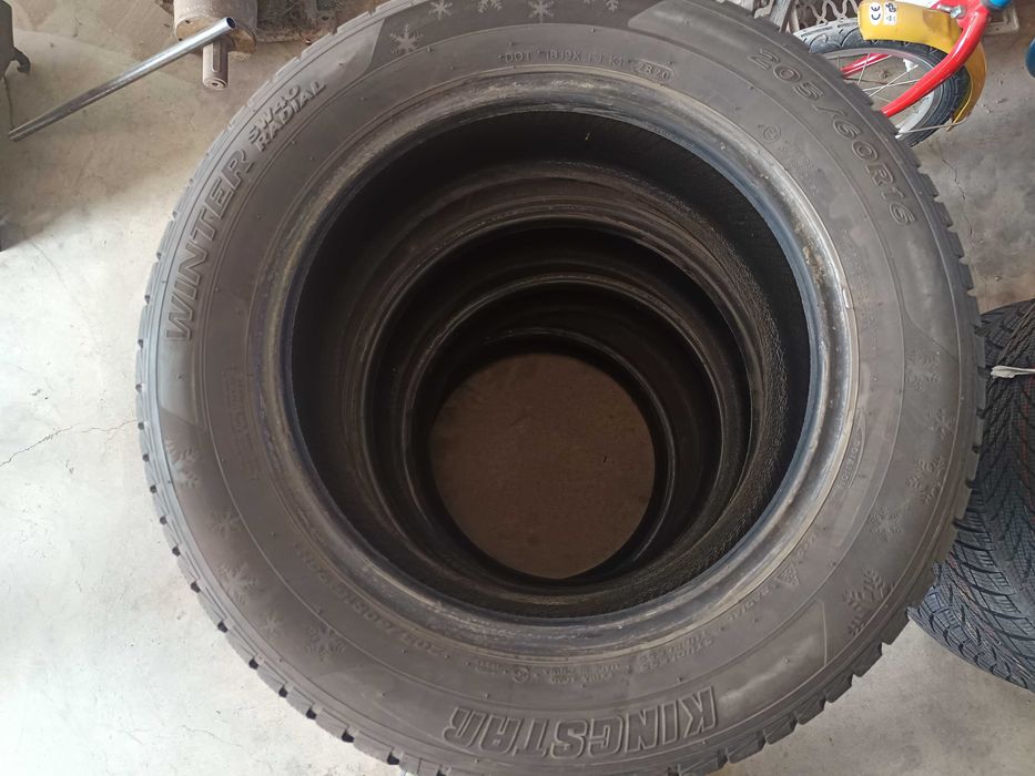 Зимни гуми  KINGSTAR 205 60 r16