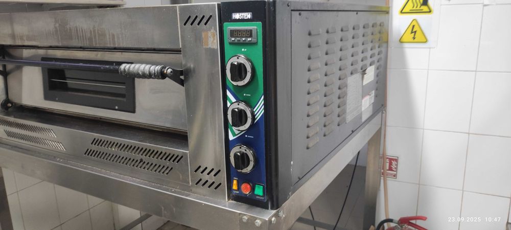 Cuptor de 9 pizza pe gaz