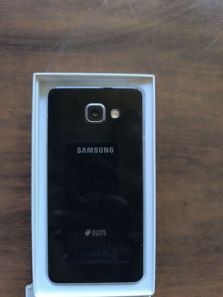 Samsung A5 (2016)