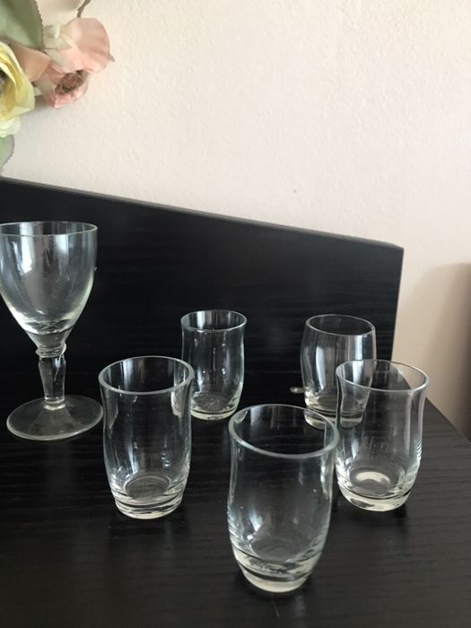 Чашки и шише, сувенири за подарък