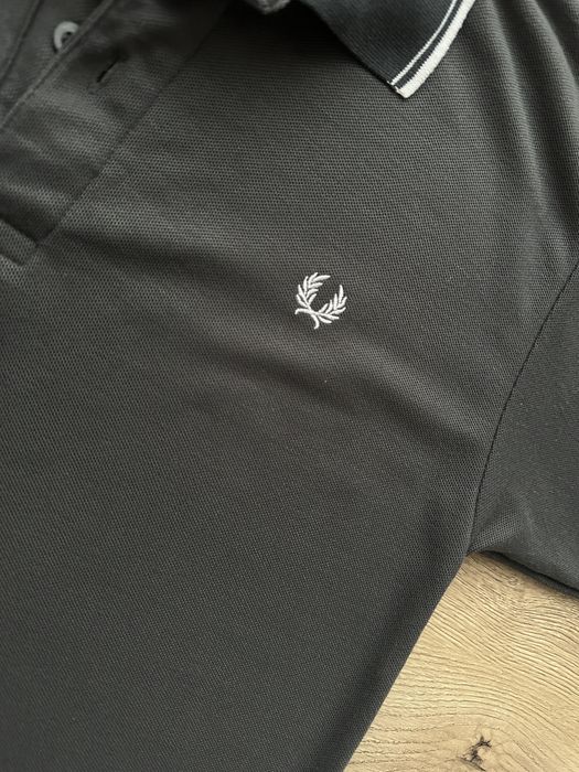 Tricou Polo FRED PERRY Gri Barbati | Marime M