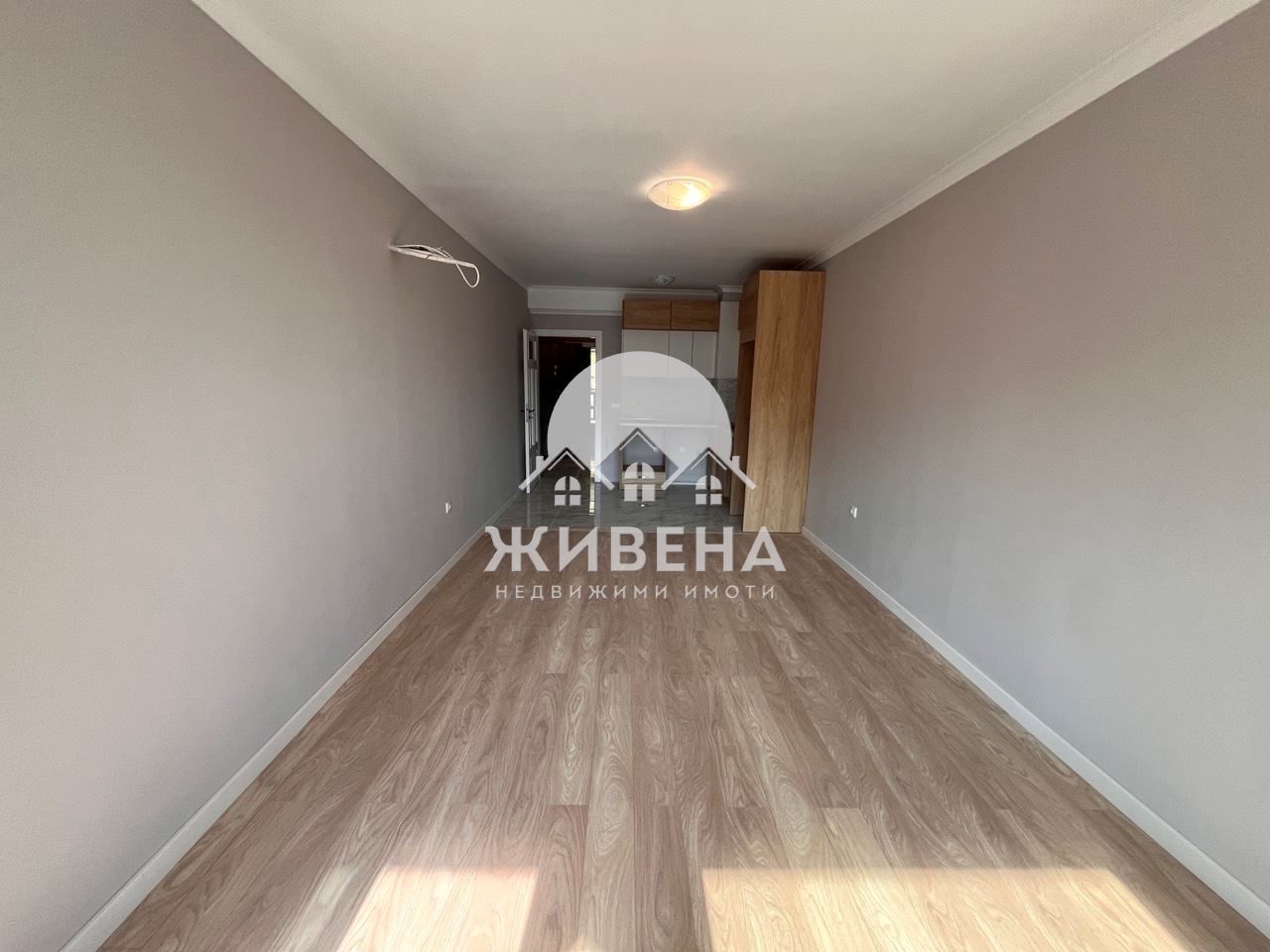 Продава се Двустаен апартамент в к.к. Св.Св. Константин и Елена - 78 кв.м за 2123 €/кв.м - Снимка #1