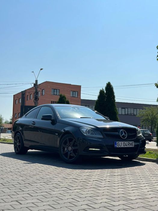 Mercedes-Benz C Mercedes-Benz C220 coupe | Carplay | Android Auto | W204