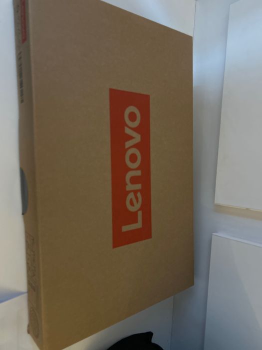 Laptop lenevo nou sigilat