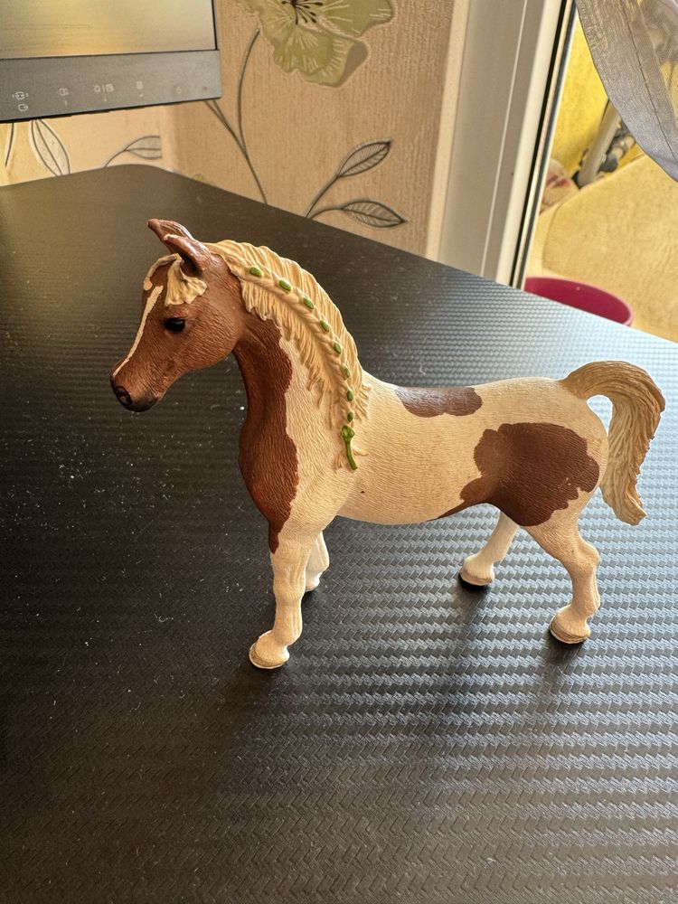 Продавам Schleich кончета