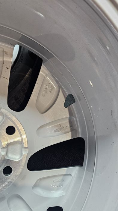 Jante aliaj 5x112 Volkswagen Golf + cauciucuri de iarna 205/50/17