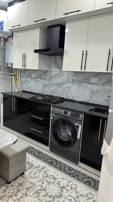 O'rikzor bozor oldida, O'RIKZOR RESEDINSE