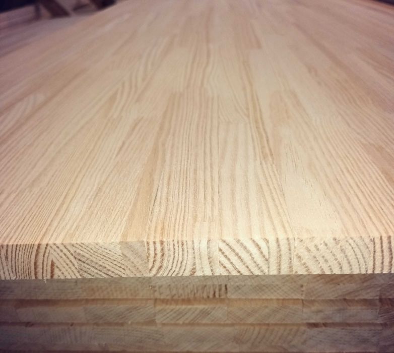 Panouri din lemn masiv de PIN