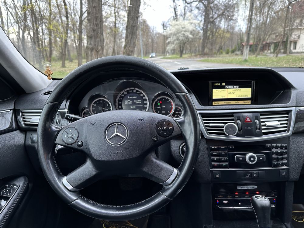 Mercedes e class