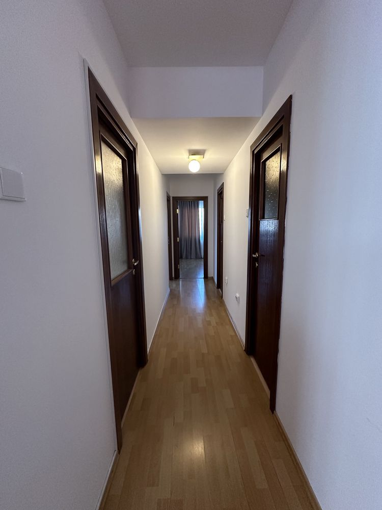 Proprietar vand Apartament 3 camere decomandat 110 mp suprafata totala