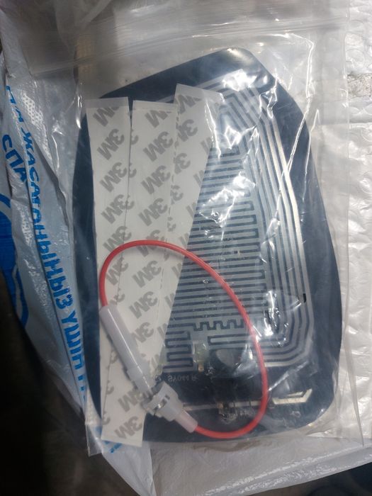 Продам зеркала Mitsubishi Montero Sport 3