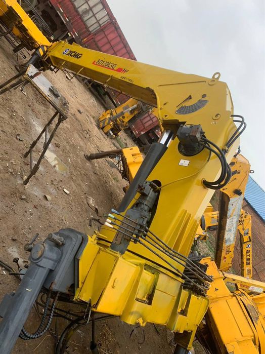 Манипулятор 12 тонналик заказга келтириб берамиз холати ало