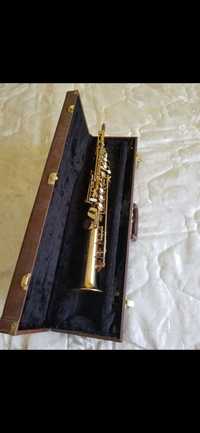 Vând saxofon Sopran