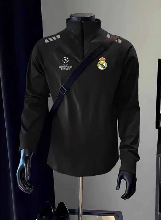 Спортивки для любителей футбола