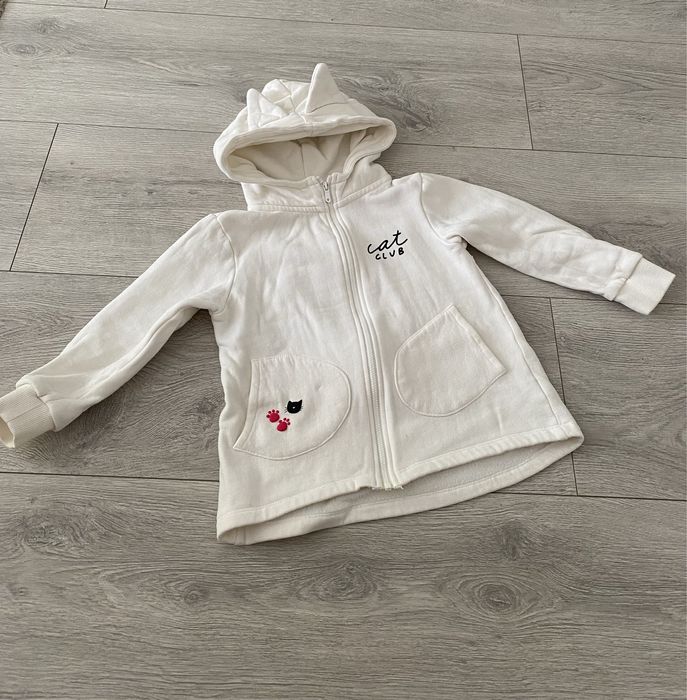 Hanorac pisicuta reserved 6 ani