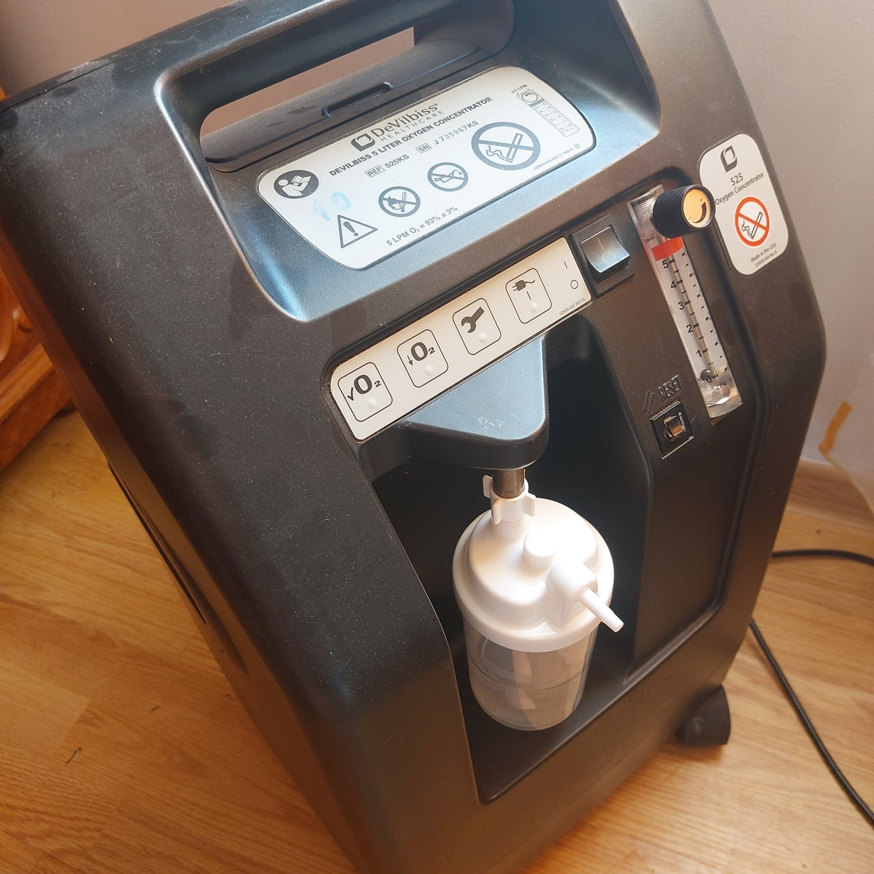 Concentrator Oxigen DeVilbiss 5 litri defect după 15 min întra în ava
