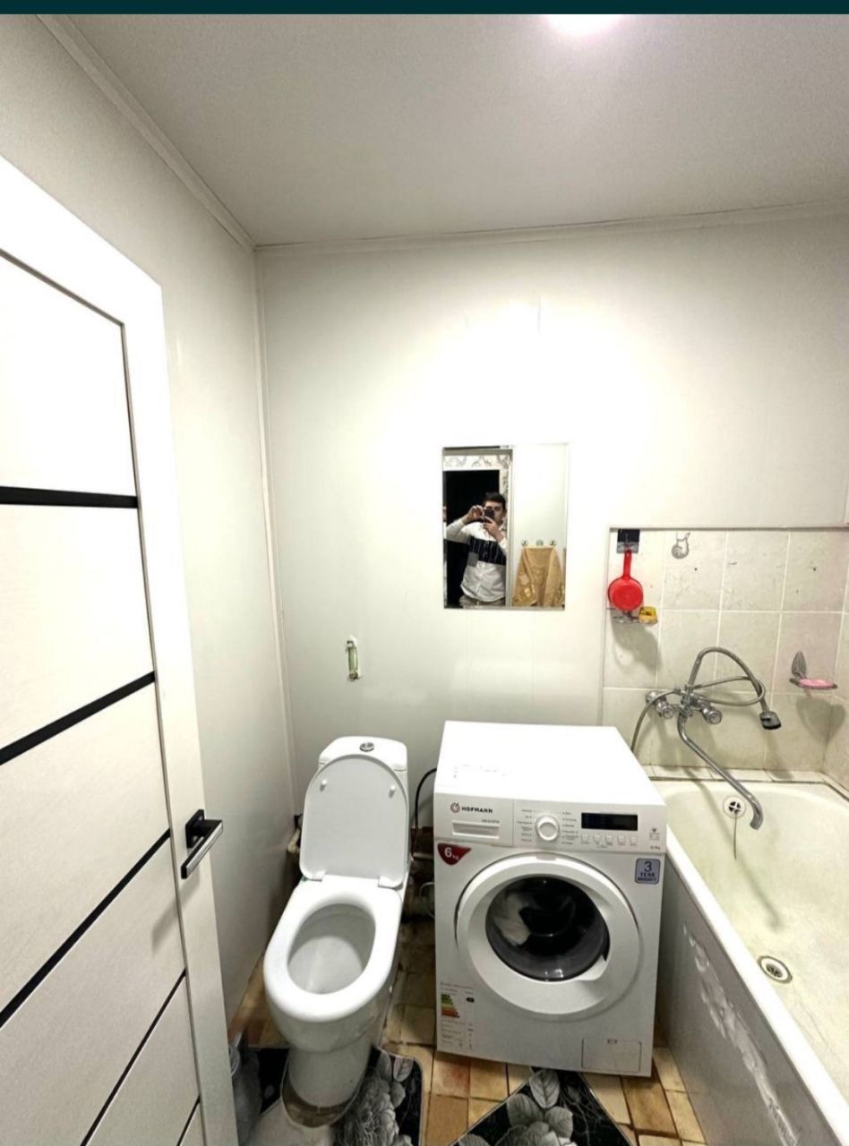 Pitsotkada 3 xonali uy sotiladi