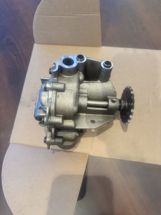 Pompa ulei Renault mot 23 euro 6 150 cp