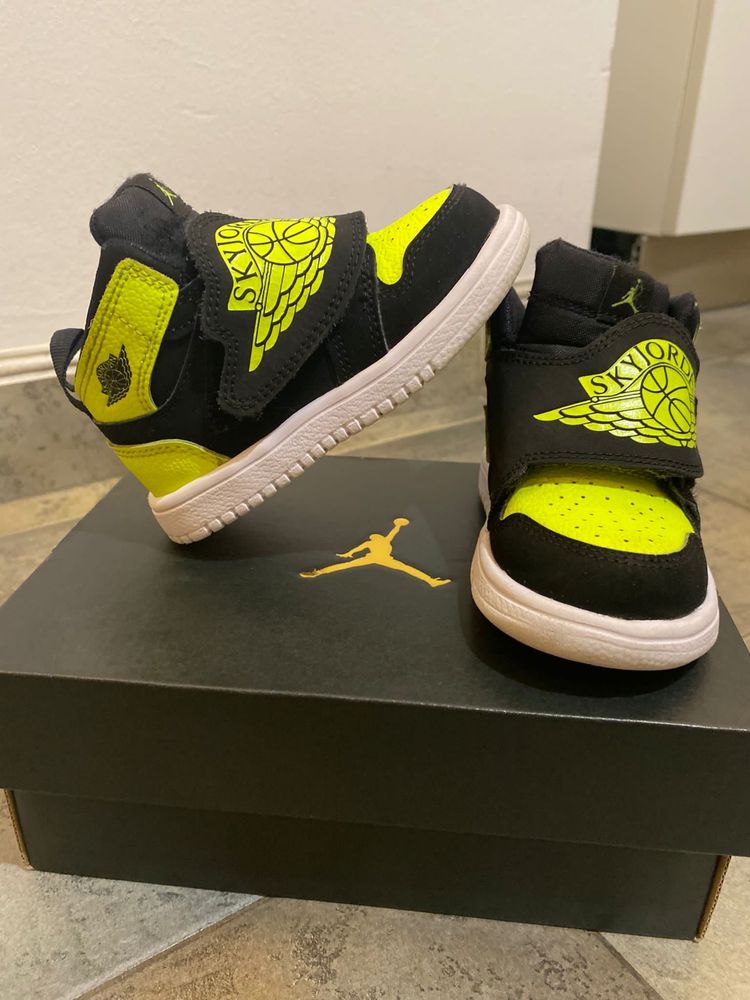 Маратонки Nike jordan
