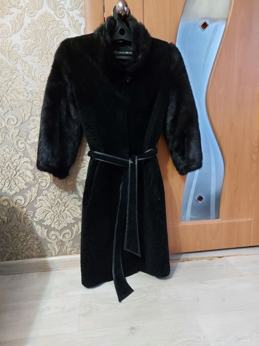 Продам натуральную шубу