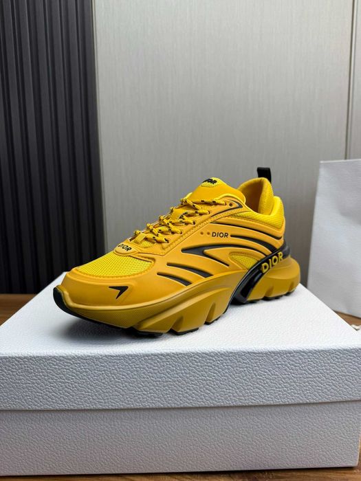 adidasi Dior golden auriu
