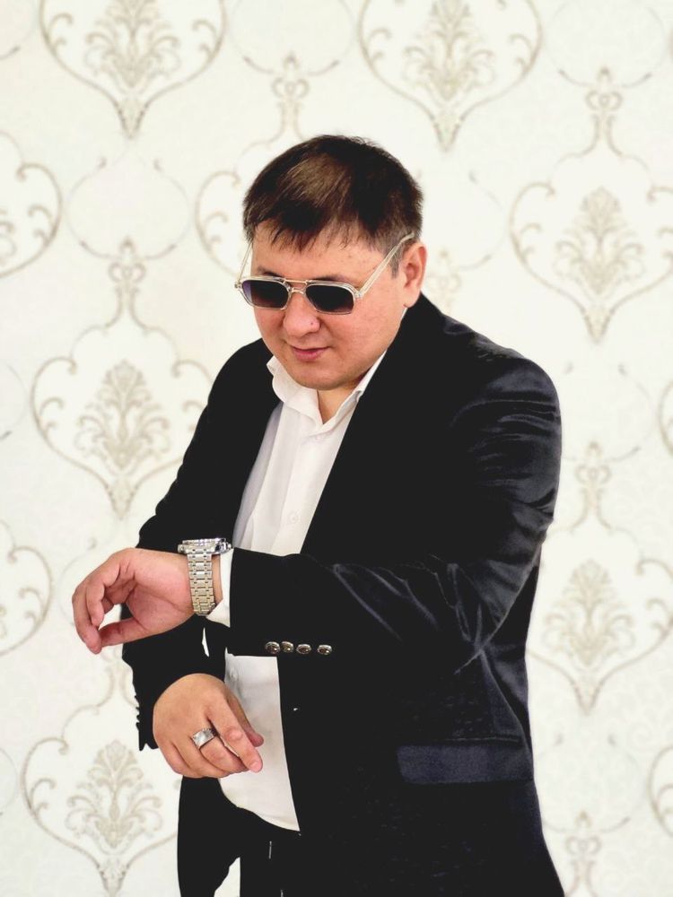 Тамада, музыкант Еркінбек Есенгалиев