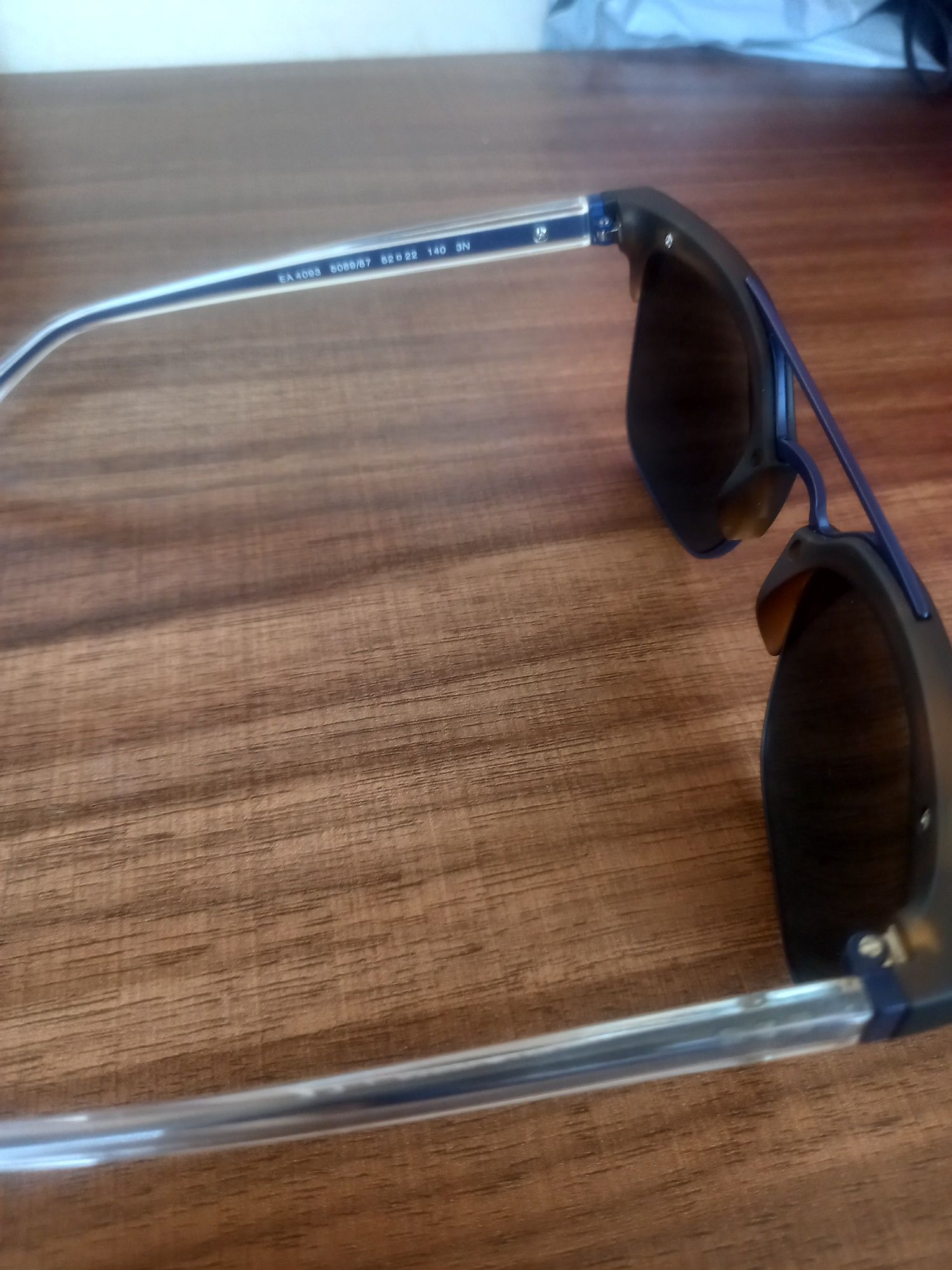 Нови слънчеви очила Emporio Armani