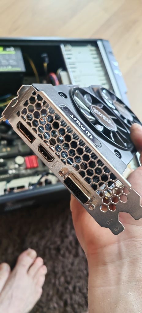 Intel core i7 6700 + ASRock H110M-G/ M.2 + NVIDIA GeForce GTX 1050 Ti