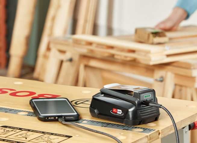 Bosch USB адаптер за батерия 18V
