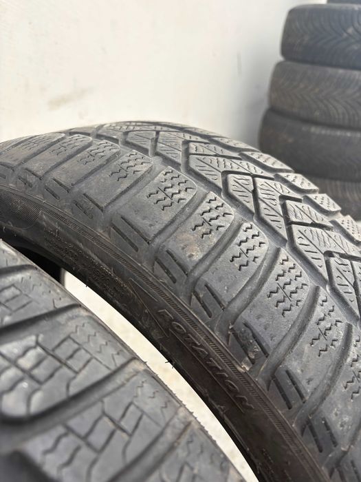 Pirelii 225/40R18- Stare foarte buna, livrare rapida, garantie!