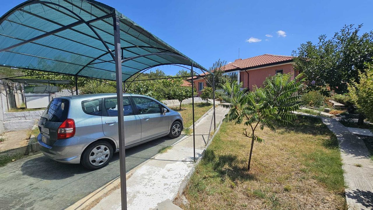 Продава се Къща в с. Кошарица, Област Бургас - 160 кв.м за 1688 €/кв.м - Снимка #17