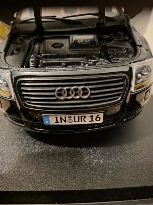 Macheta Audi TT Roadster 1:18 Maisto