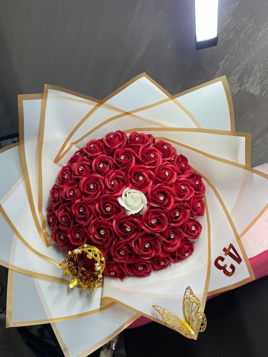 Buchet 51 trandafiri Luxury