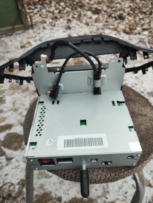 Продам автомагнитолу на чери тиго 5 2015 г.