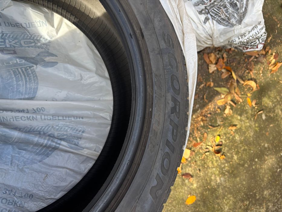 Гуми Pirelli 285/40/21