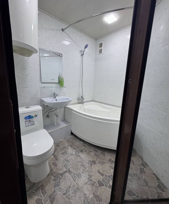 Zangiota tumani  Bek baraka bozori yonida