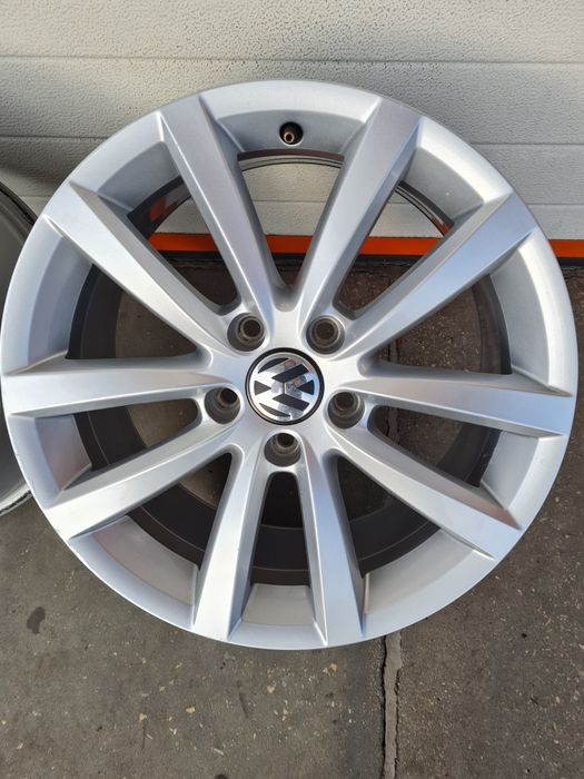 Оригинални джанти за ФОЛКСВАГЕН VW AUDI SEAT SKODA R17 5x112 ET47 7.5J
