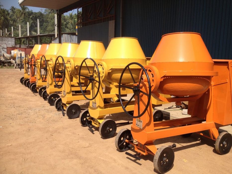 Inchirem cilindru compactor mai placa compactore inchiriez inchiriat