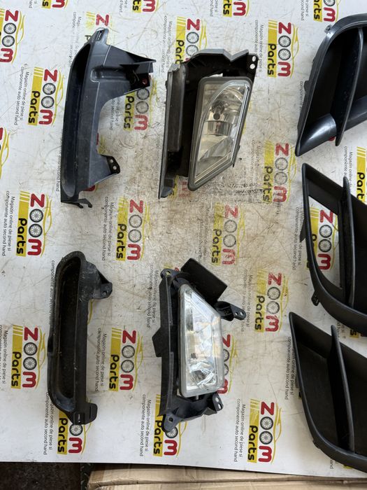 Grila grile bara fata proiectoare ceata Mazda 3 BL 2009-2013