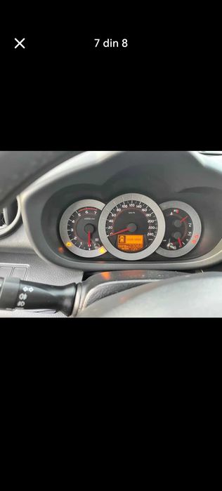 Vând Toyota Rav4 an 2006 Diesel motor 2.2 177 Cp