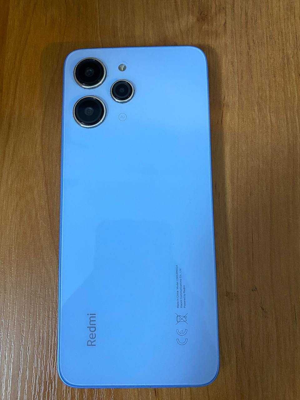 Redmi 12 8/256гб , 90Гц .