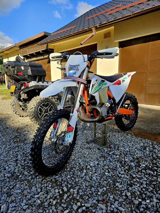 Ktm 300 tpi exc six days 2021