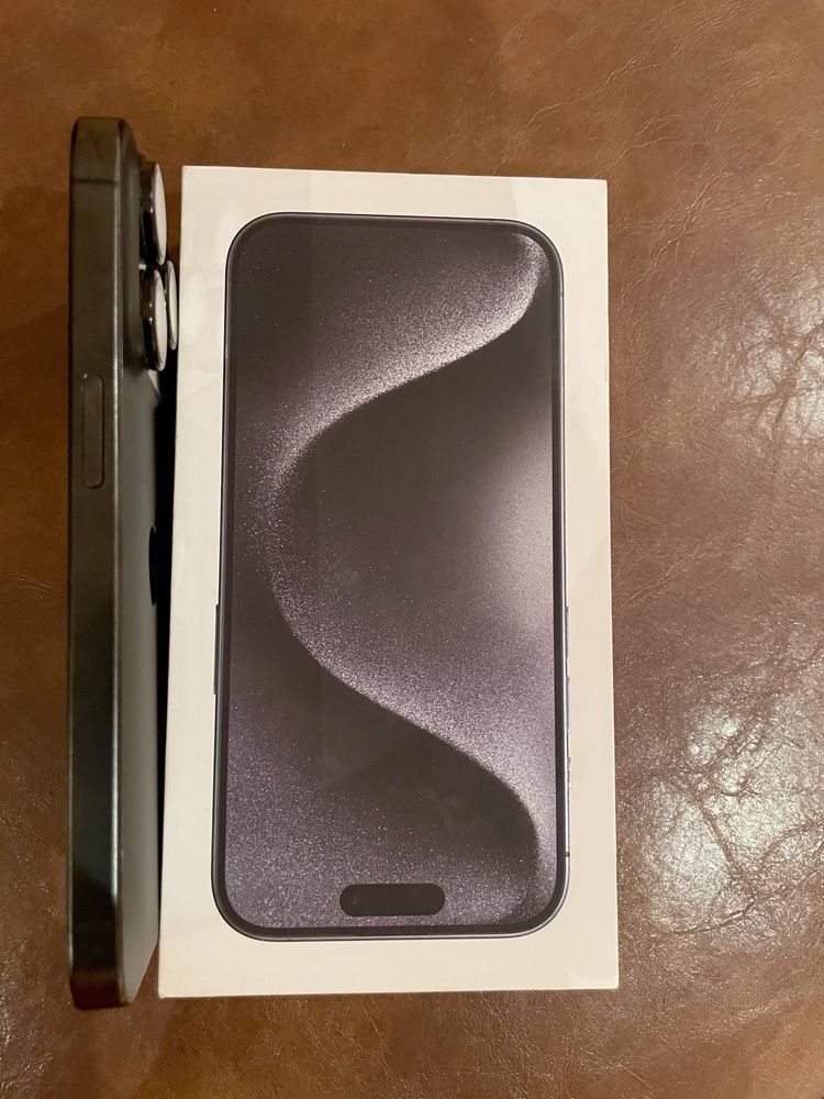 Гаранционен Iphone 15 Pro 128GB  90% батерия