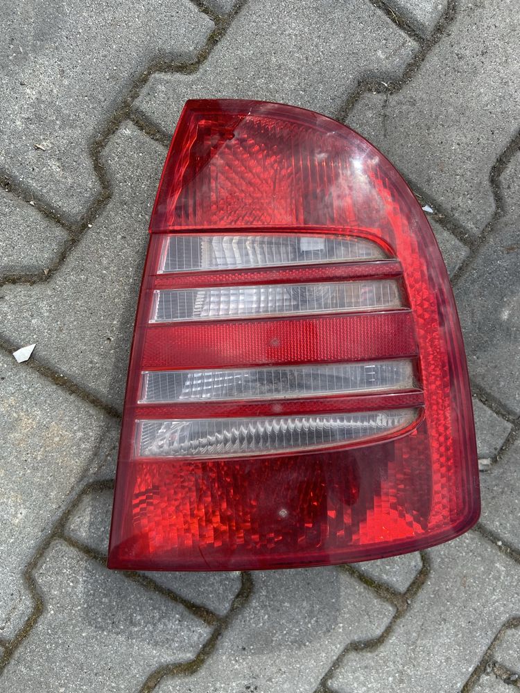 Десен стоп за Skoda Superb 2002-2005