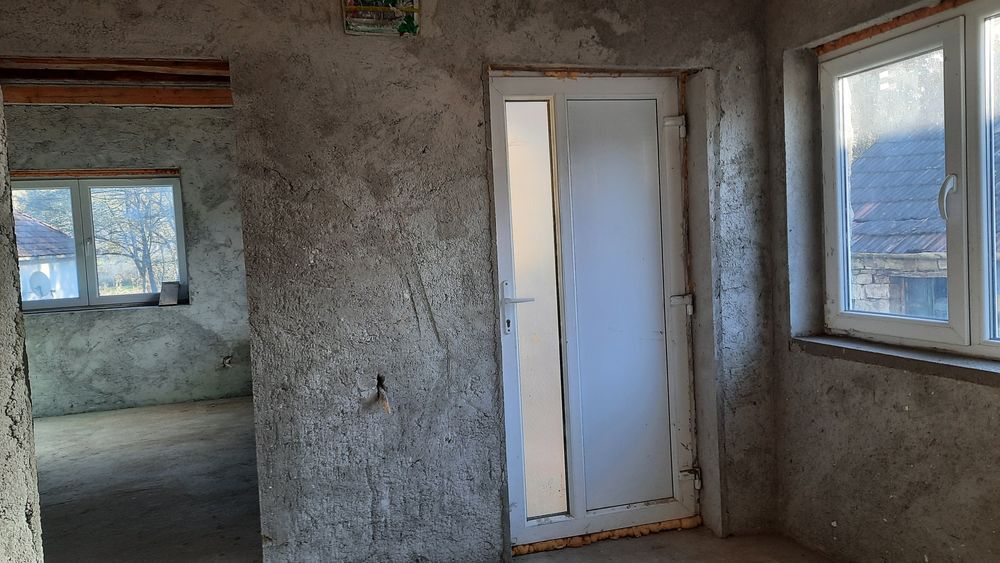 Casă de vânzare la țară – Făureni, comuna Vultureni