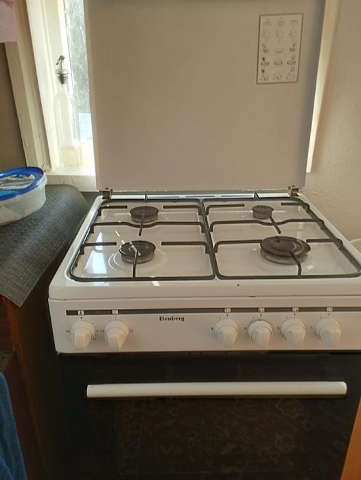 Газовая плита продам