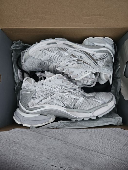 Balenciaga Runner Silver
