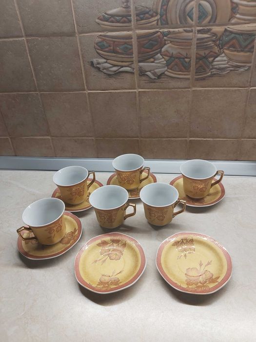 Японски порцелан със златни 24 карата инкрустации