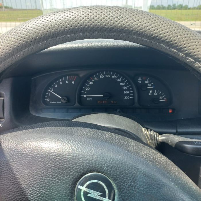 Se vinde Opel Vectra B