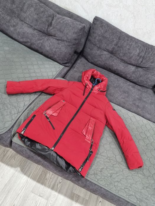 Продам зимнюю куртку